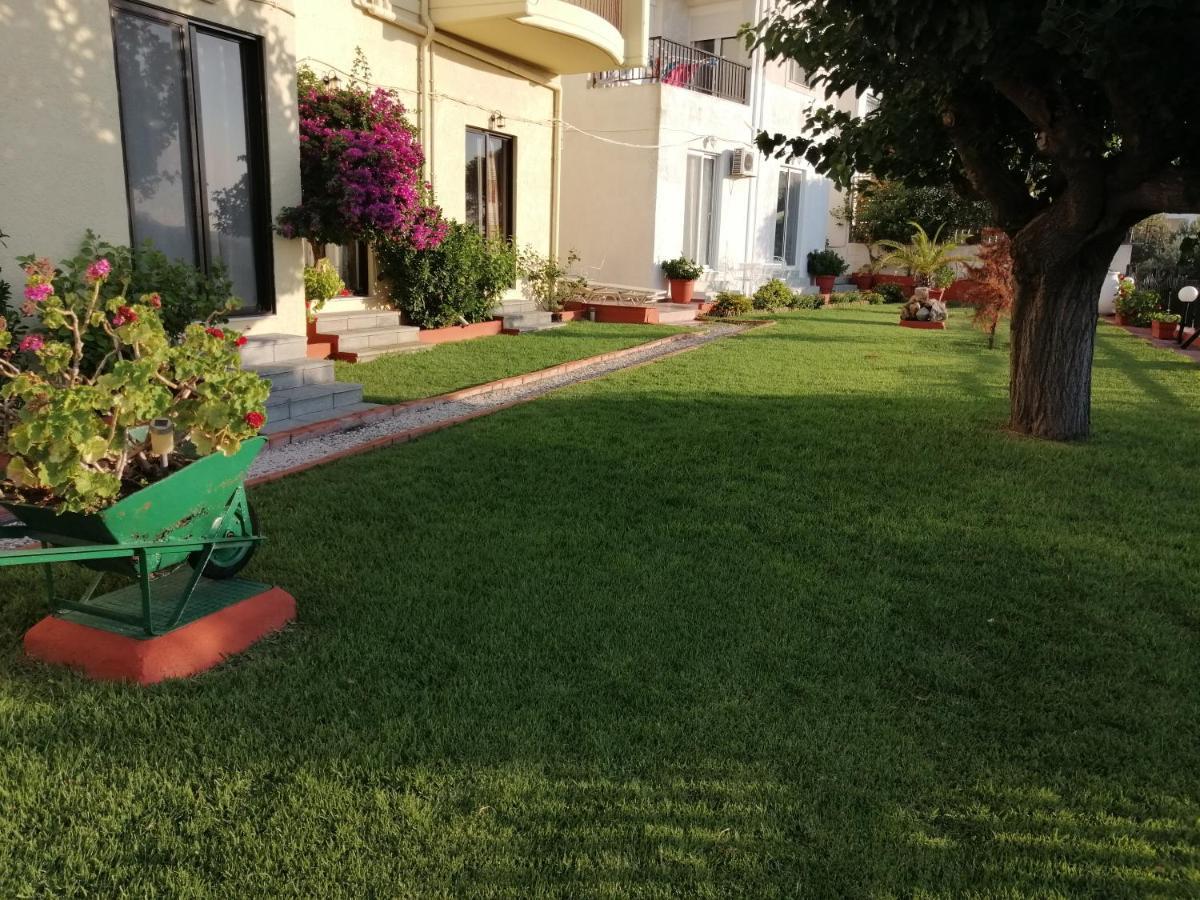 Green Garden Studios Koszkinú Kültér fotó